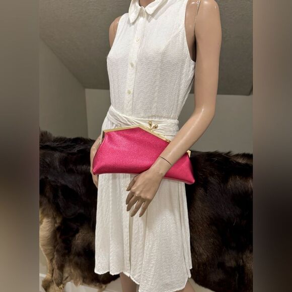 Metallic Magenta Handmade Cowhide leather Unique Frame & Skull Kisslock Purse - Picture 8 of 17